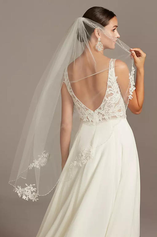 Lace Applique Pearl Scalloped Mid-Length Veil