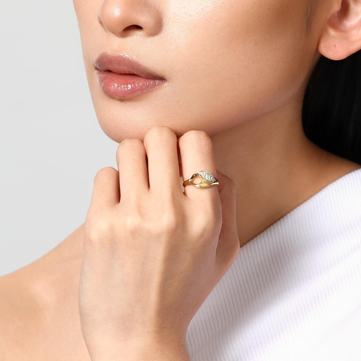 Bloom 18K Yellow Gold Diamond Ring