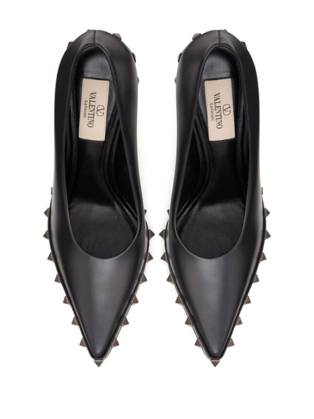 Up to 40% Off Valentino Garavani Rockstud pumps